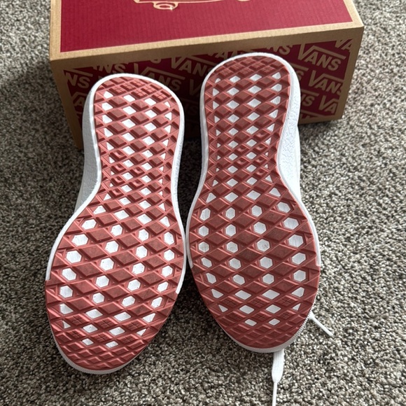 Vans White and Pink Low-Top Sneakers, women’s size 6 - Picture 3 of 4